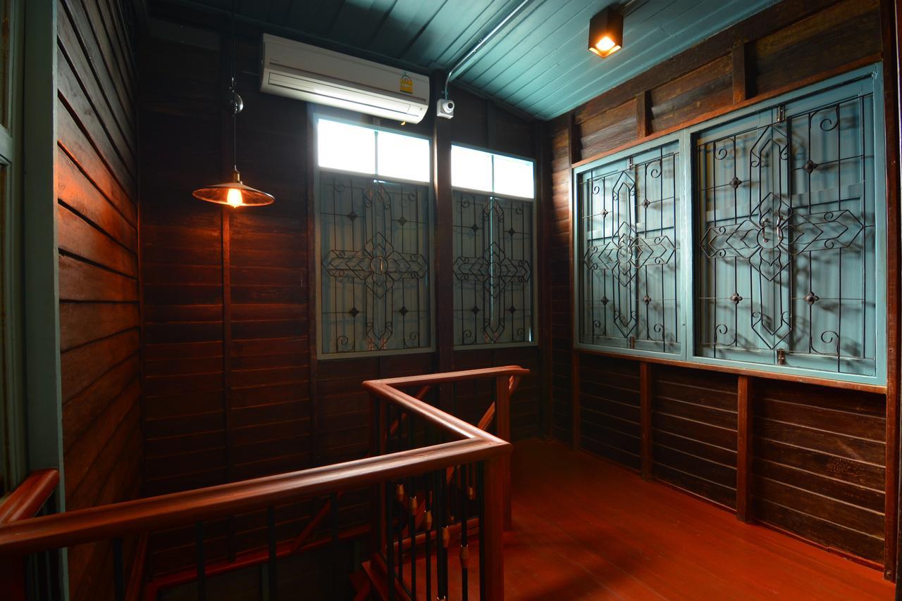 La Moon Hostel Bangkok Ngoại thất bức ảnh