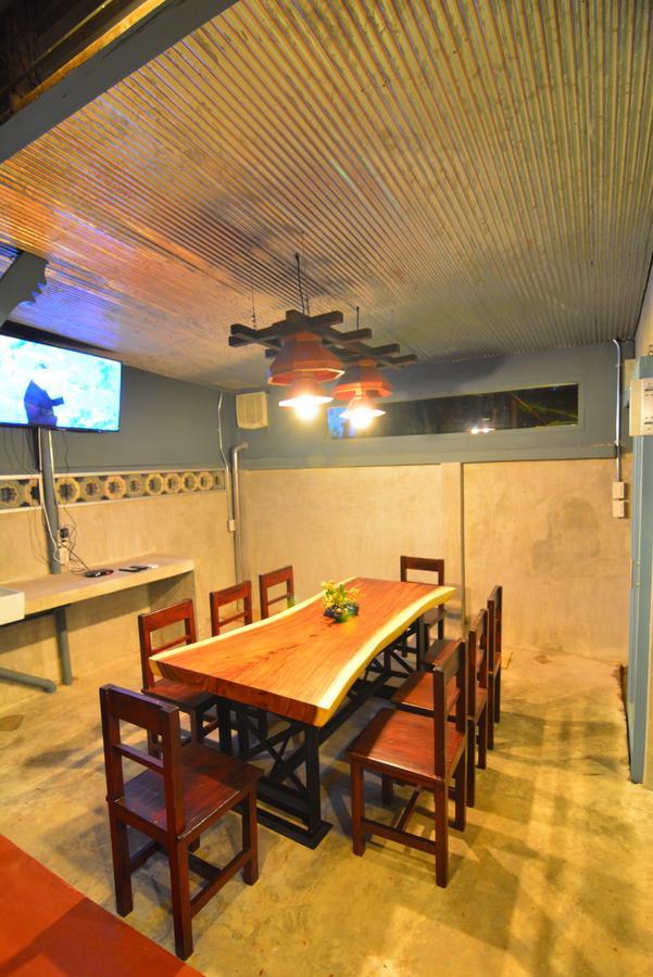 La Moon Hostel Bangkok Ngoại thất bức ảnh