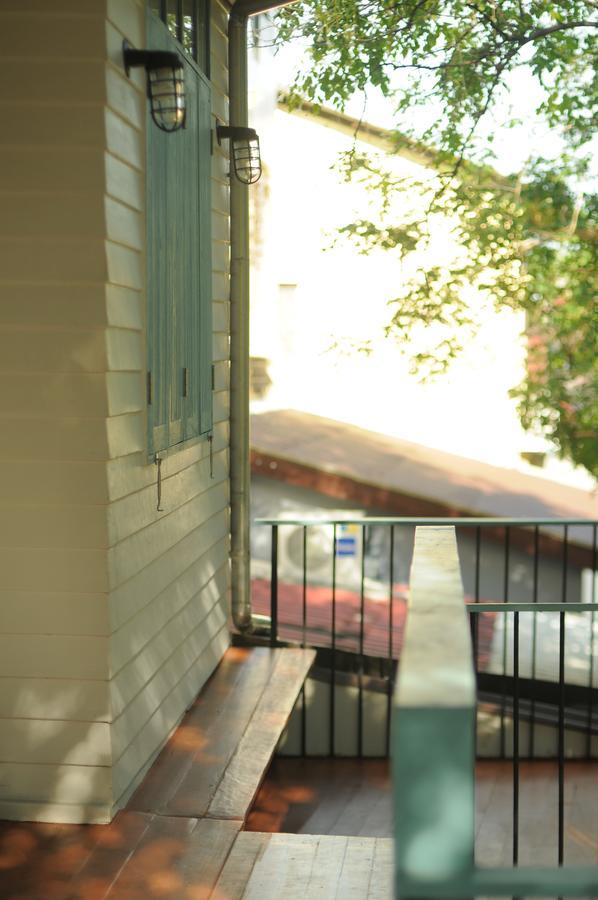 La Moon Hostel Bangkok Ngoại thất bức ảnh