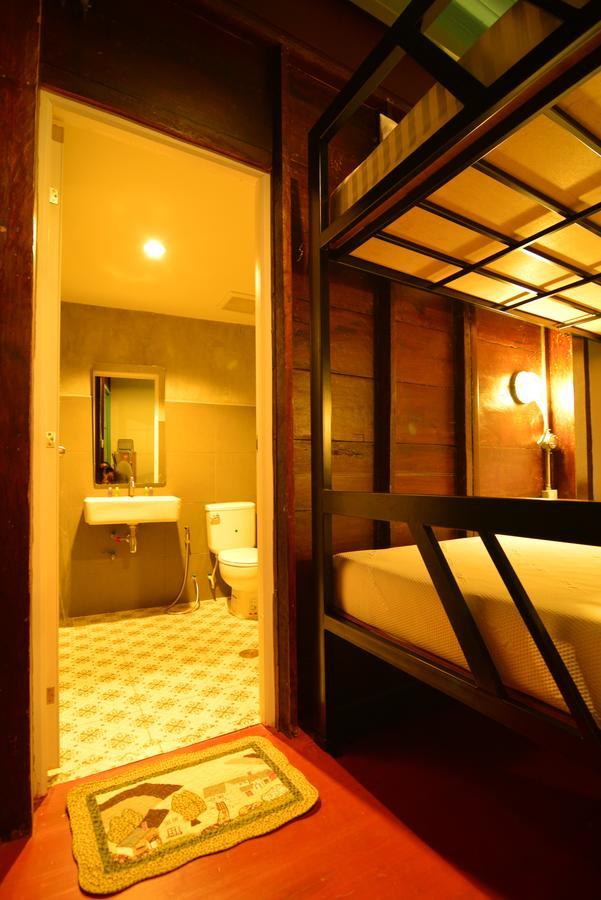 La Moon Hostel Bangkok Ngoại thất bức ảnh